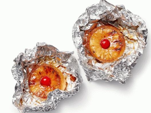 Pineapple cakes with pineapple in foil