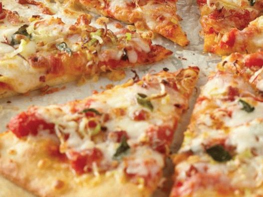 Pizza with bacon and leek