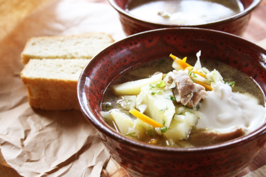 Camping cabbage soup on the grill