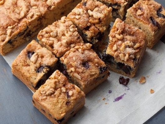 Coffee cake with blueberries
