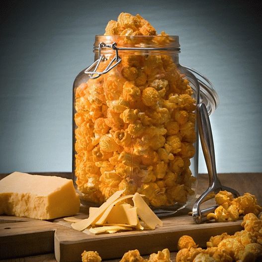 Photo of Cheese Pizza Flavored Popcorn