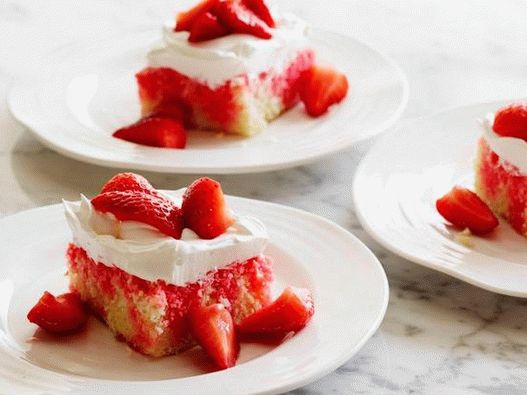 Dish Photography - Strawberry Pie