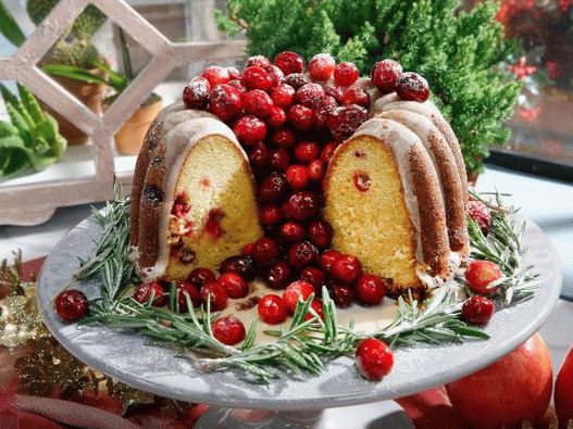 Photo Festive orange cranberry muffin