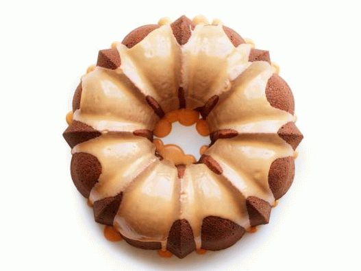 Photo Festive Peanut Bandit Cupcake
