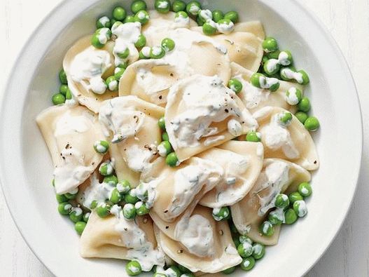 Photo - Potato dumplings with green peas