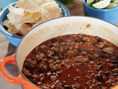 Photo Simple chili of perfect taste