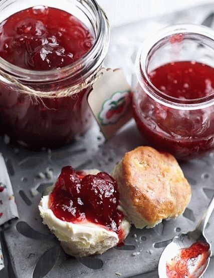 Photo Simple strawberry jam