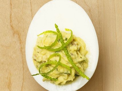 Photo Spiced Stuffed Eggs