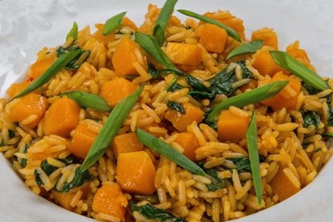 Spicy vegetables with fragrant rice