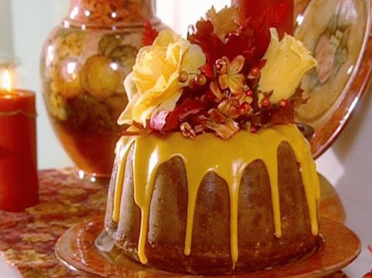 Photo of Spicy Pumpkin Cupcake with Citrus Frosting