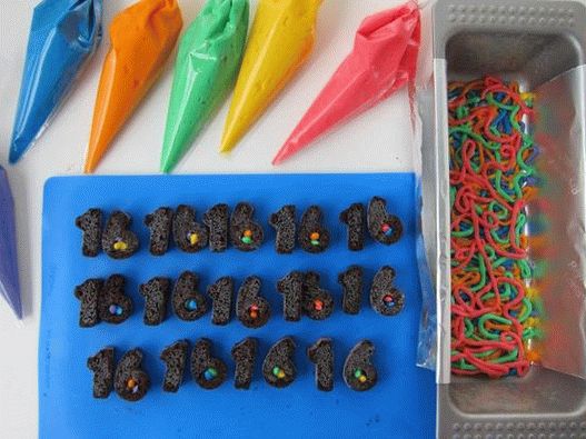 Tai Dai Rainbow Cake with a Secret