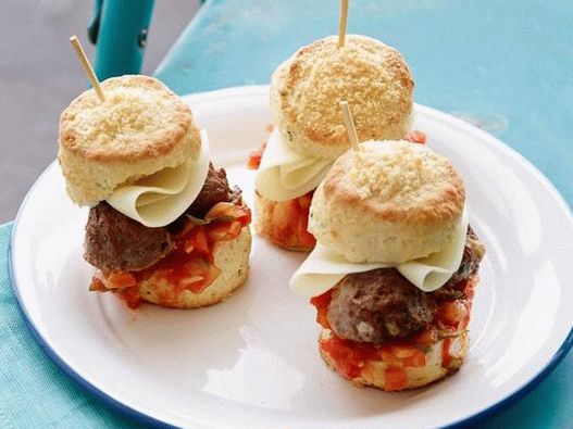 English sandwich with meat muffins