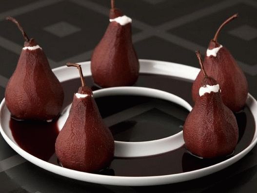 Photo of the dish - Stewed pears in wine with mascarpone filling