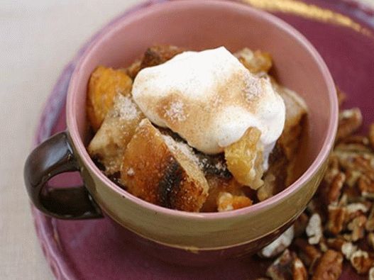 Photo of the dish - Winter bread pudding with dried pears in a slow cooker