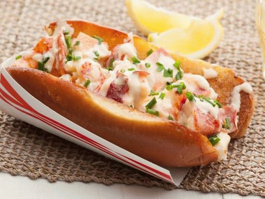 Photo - Sandwich with lobster and white wine sauce