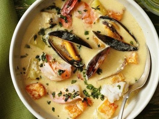 Peruvian seafood soup puree