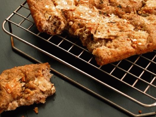 Multigrain focaccia with garlic and herbs