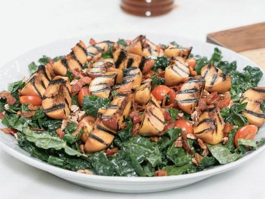 Photo of the dish - Salad with grilled bacon and peaches