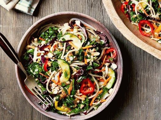 Dish Photography - Asian Salad with Spaghetti