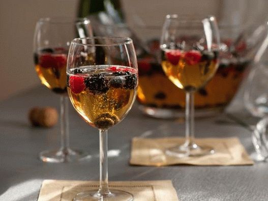 Photo - Fruit Sangria with Cava