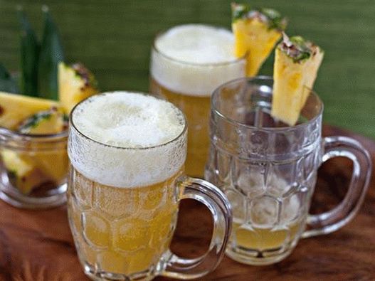 Photo - Pina Colada with beer