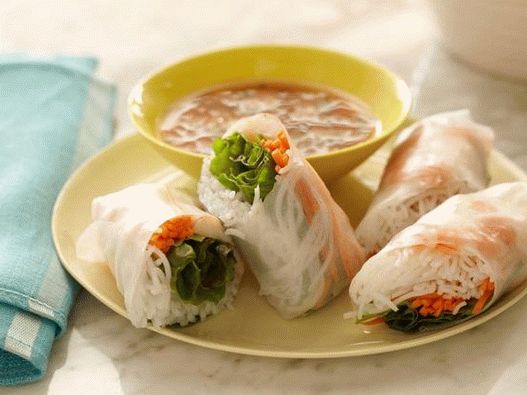 Soft Asian summer rolls with sweet and sour dip sauce