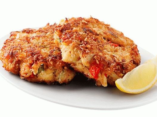 Crab cakes with crispy crust