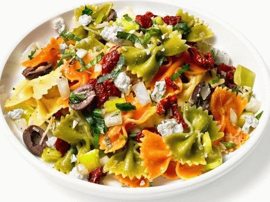 Mediterranean pasta salad