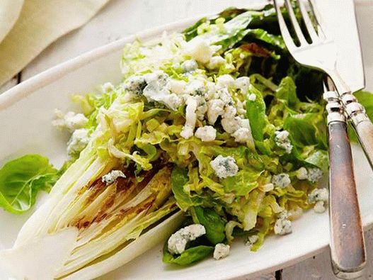 Grilled Romano salad stuffed with blue cheese with anchovy dressing