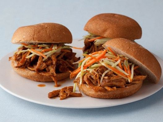 Sandwiches with ragged pork