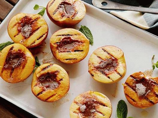 Peaches with Butter and Grilled Cinnamon