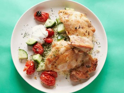 Chicken thighs in the oven and couscous with dill