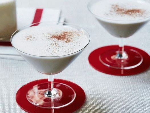 Photography - Puerto Rican Milk Christmas Drink with Coconut and Rum