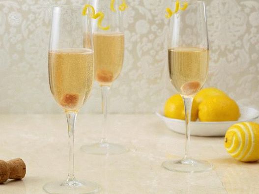 Photography - Champagne and Bitter Cocktail