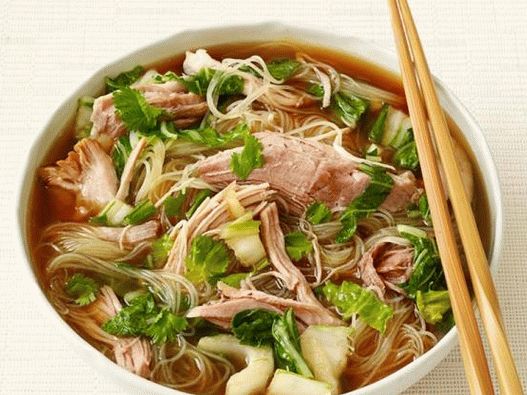 Photo Rice noodles with pork in a slow cooker