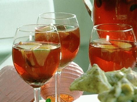 Photo Pink Sangria with a sprite