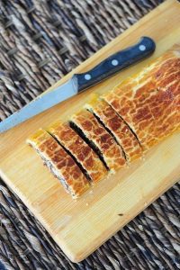 Roll with poppy seeds and nuts