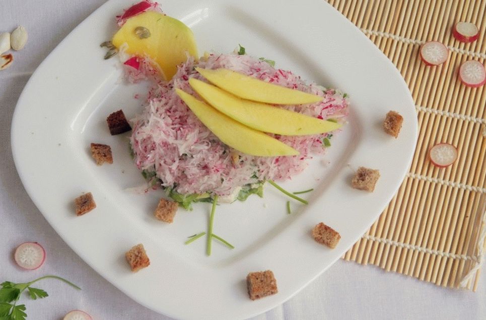 Chicken fashionista salad