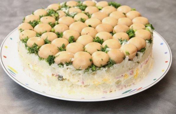 Mushroom Edge Salad
