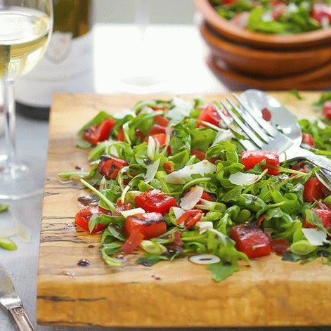 Photo Grilled Watermelon Salad