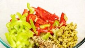 Sweet pepper salad