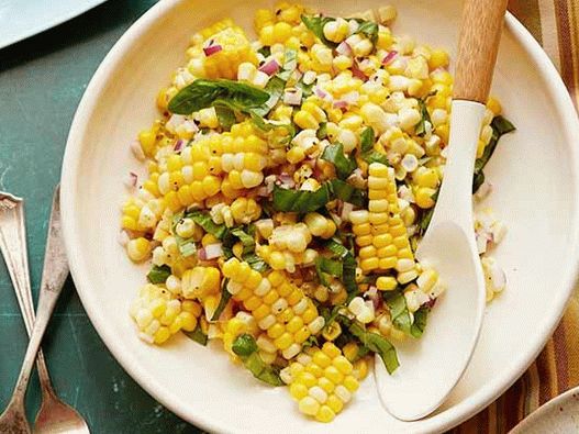 Photo Salad of Fresh Boiled Corn