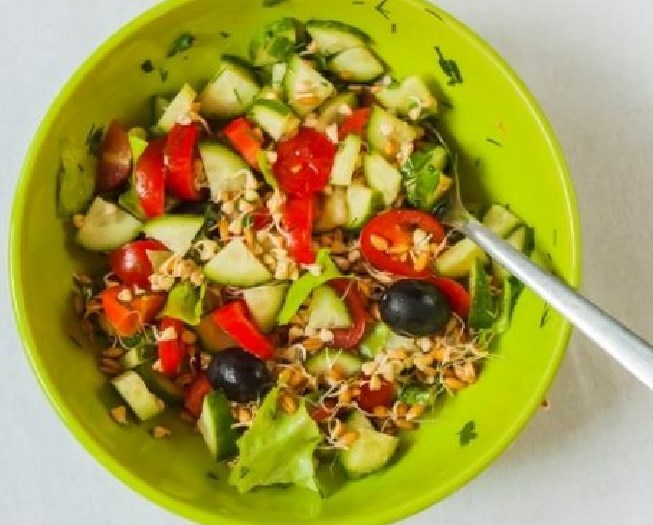 Green buckwheat salad