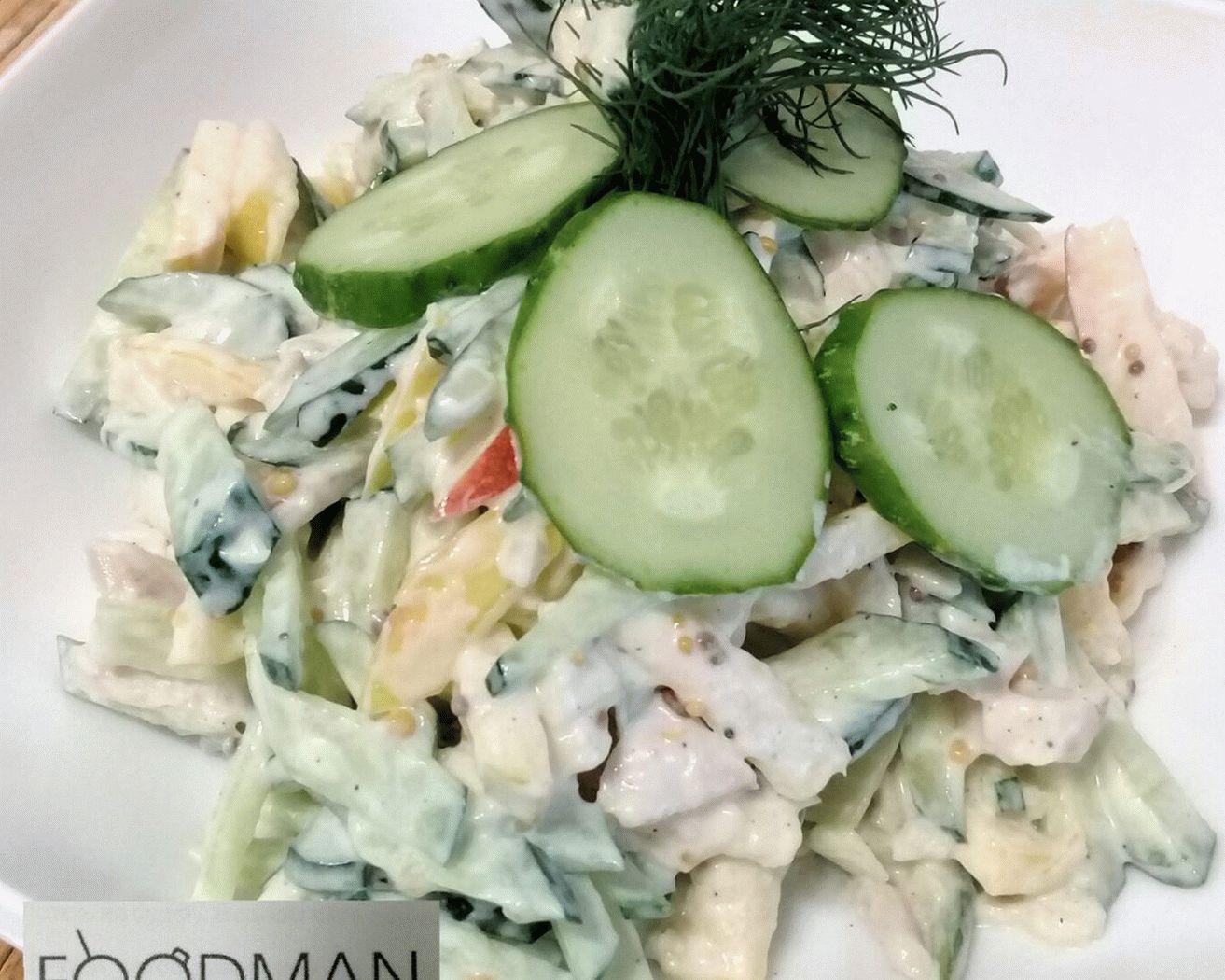Light Salad: Video Recipe