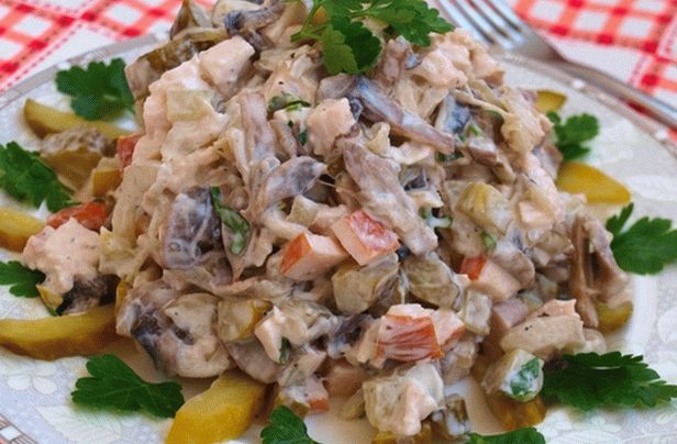 Meat salad with mushrooms
