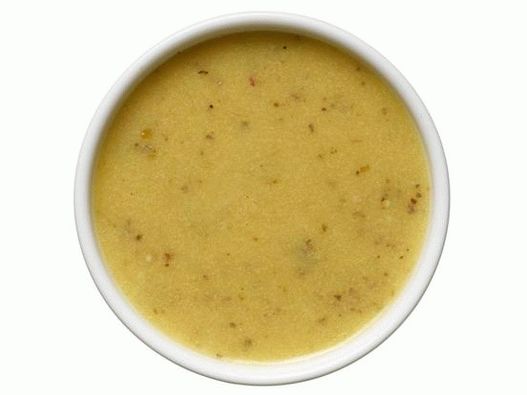 Dressing with spiced olive oil
