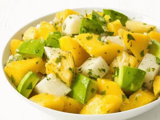 Photo Salad with hikama and fruit