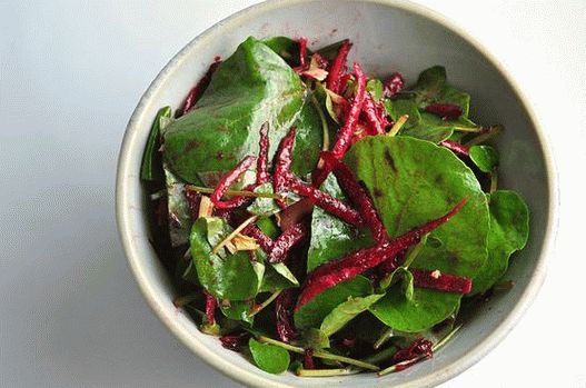 Photo Salad with root vegetables and apples