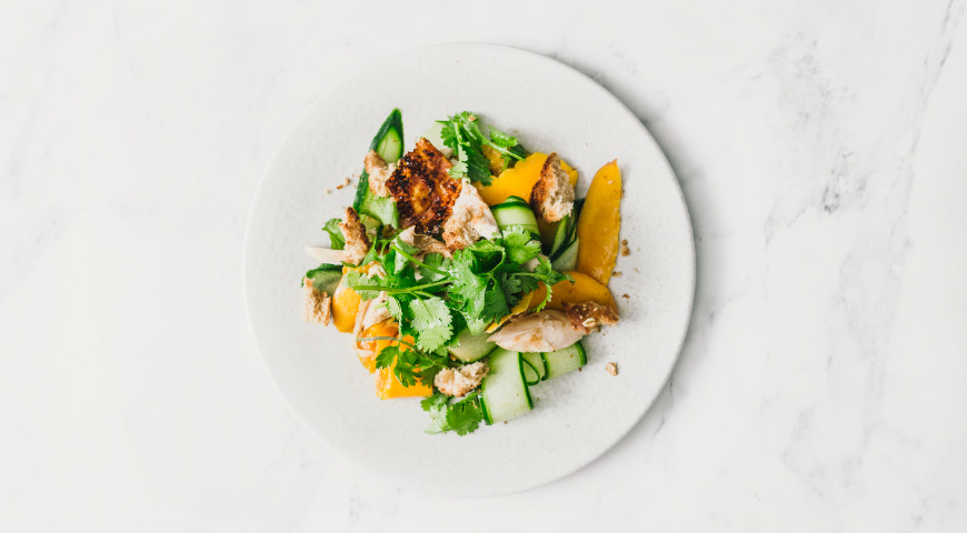 Mango and Chicken Salad