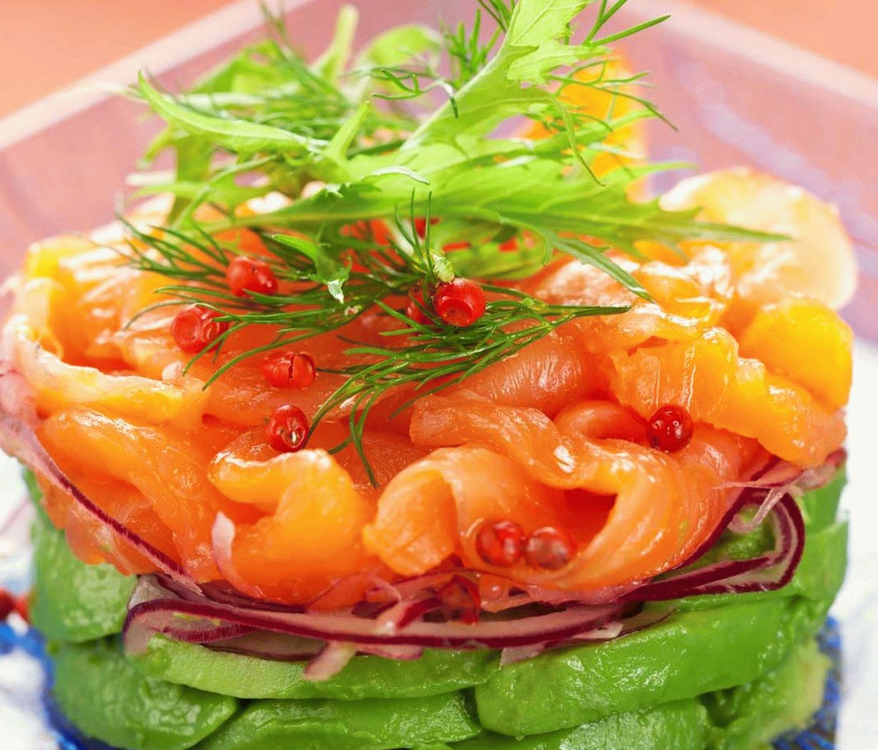 Salmon with Kiwi Salad